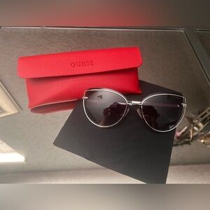NWT GUESS Silver Tone Frames with Grey Gradient Offset Lenses Cat Eye Sunglasses